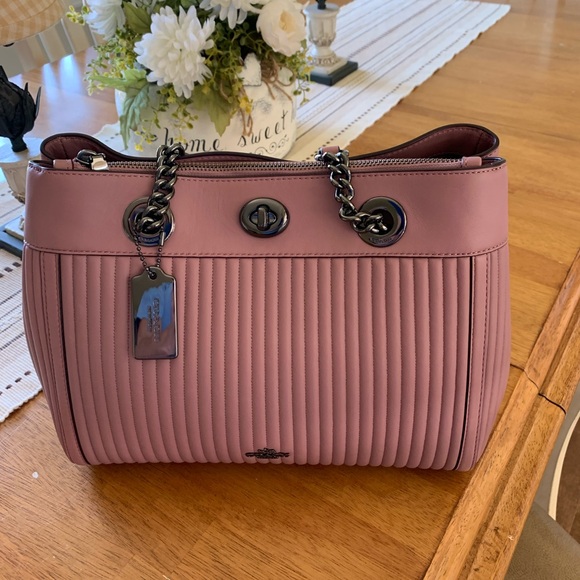 Coach  11.5’’L X 9’’H X 5.5 Deep - Picture 1 of 12